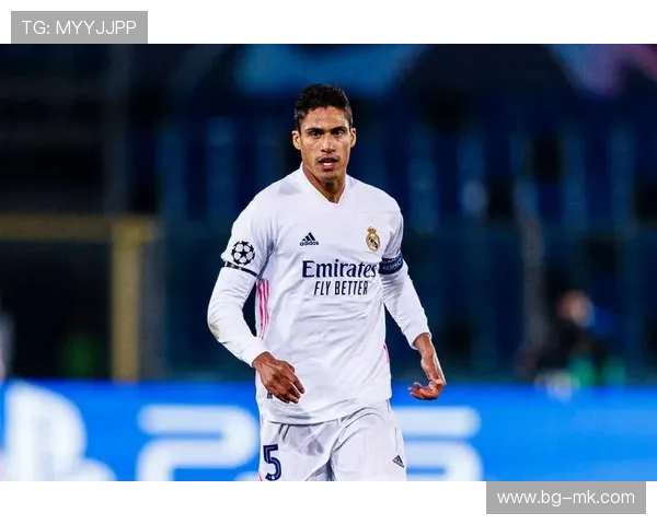 2025年足球球星颜值排名榜出炉 谁是最具魅力的绿茵风采之星 2025年足球球星颜值排名榜出炉 谁是最具魅力的绿茵风采之星