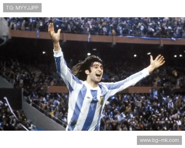 美国足球历史第一球星的传奇之路与全球影响力探讨 美国足球历史第一球星的传奇之路与全球影响力探讨